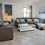 Вилла Buitenplaats 41 Каллантсог