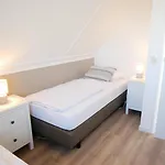 Buitenplaats 41 Вилла Каллантсог