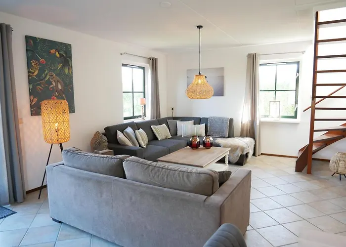 Villa Buitenplaats 41 *