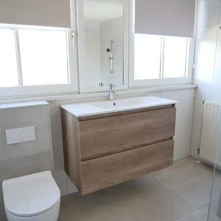 Aan Het Water Villa *